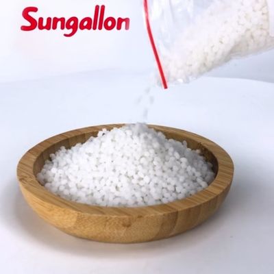 Hàng hóa bán buôn TPE TPR Thermoplastic Elastomer Granule cho thảm sàn xe hơi